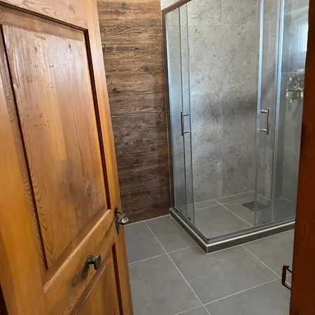Haus Mit Herz 아파트 술바크로센베르크